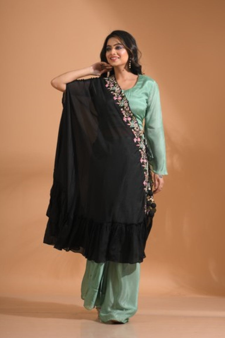 Morchari Crop Top With Dupatta Hand Embroidery - Green | Grocsy
