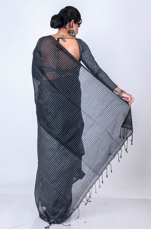 Morchari Bengal Handloom Cotton Zari Check Saree - Black | Grocsy