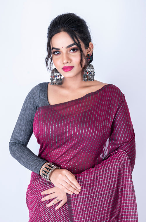 Morchari Bengal Handloom Cotton Zari Check Saree - Deep Maroon | Grocsy