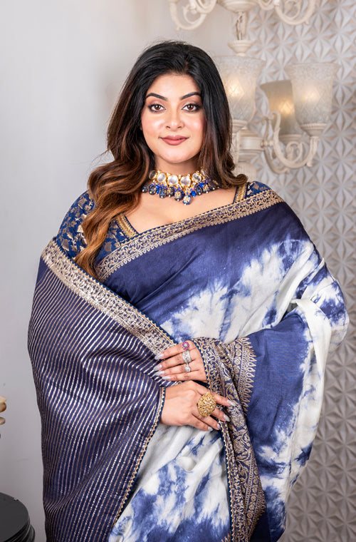 Morchari Pure Dola Saree (Marble Dye) - Blue | Grocsy