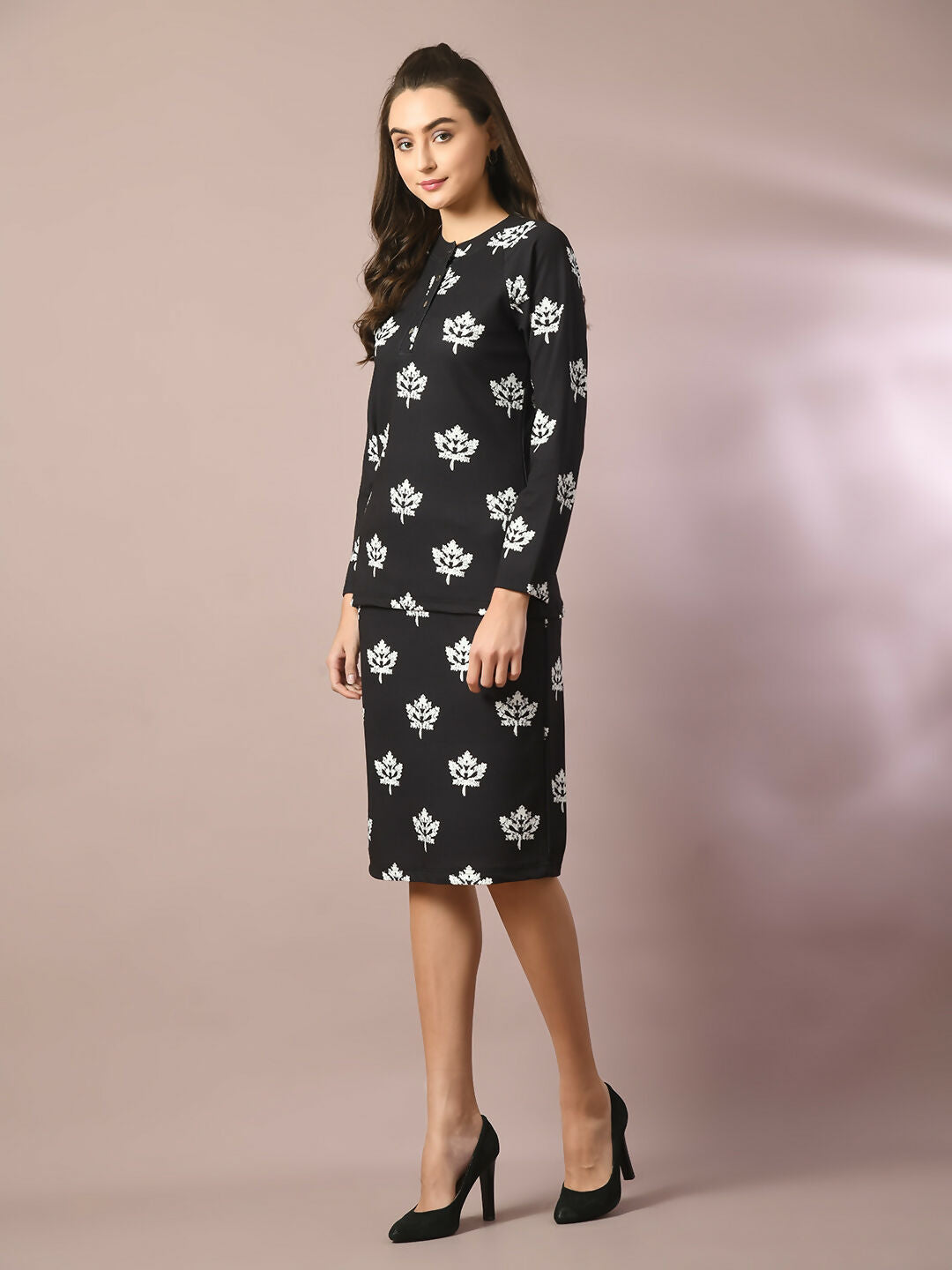 Myshka Women's Black Printed Knee Length Party Embellished Skirts | Grocsy