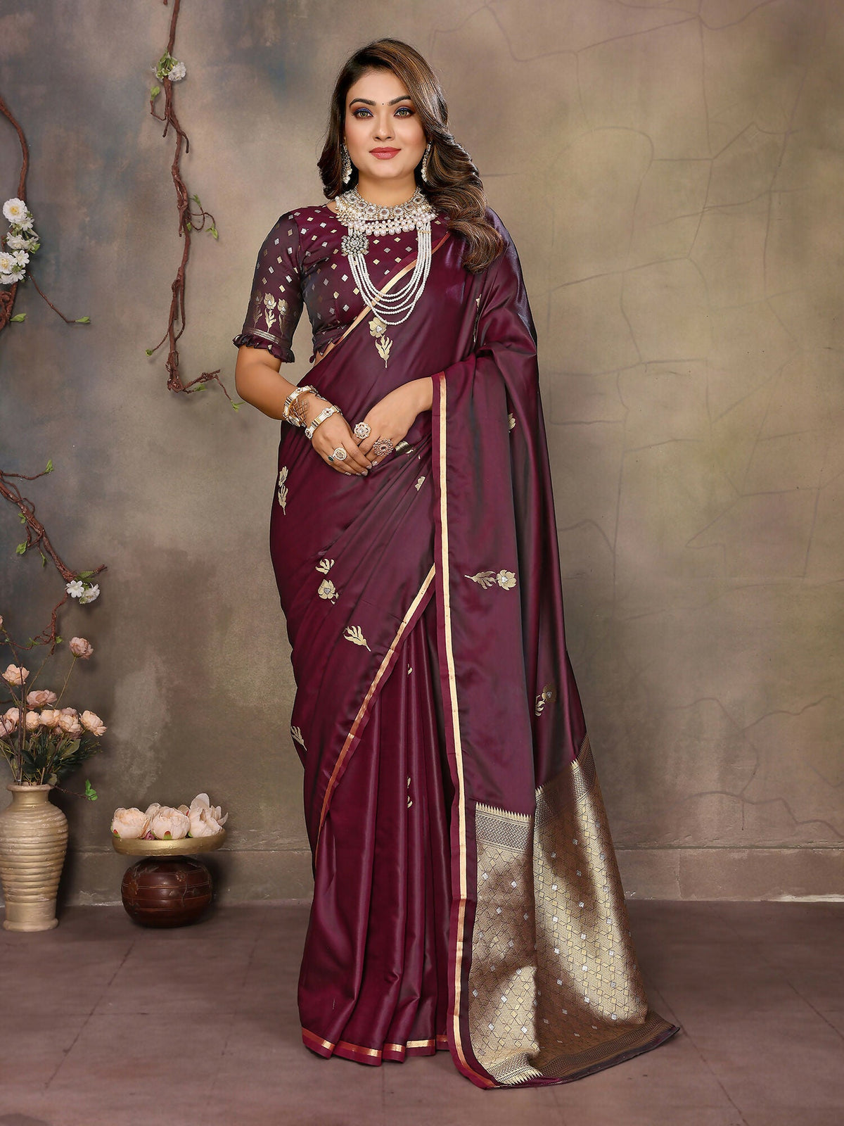 Joban Fashion Maroon Floral & Botanical Motifs Satin Silk Banarasi Silk Saree | Grocsy