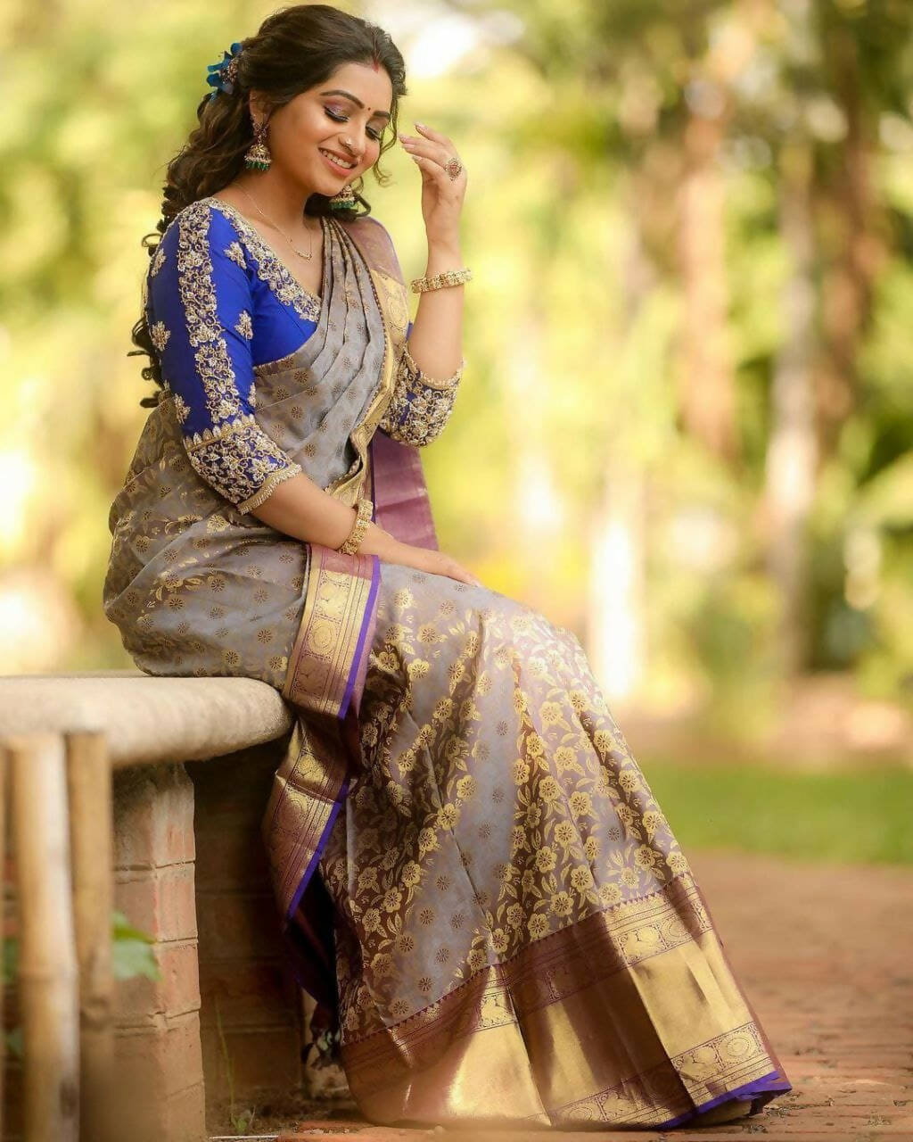 DEIANA'S Beautiful Designer Golden zari Soft Lichi Silk Saree - Cream | Grocsy
