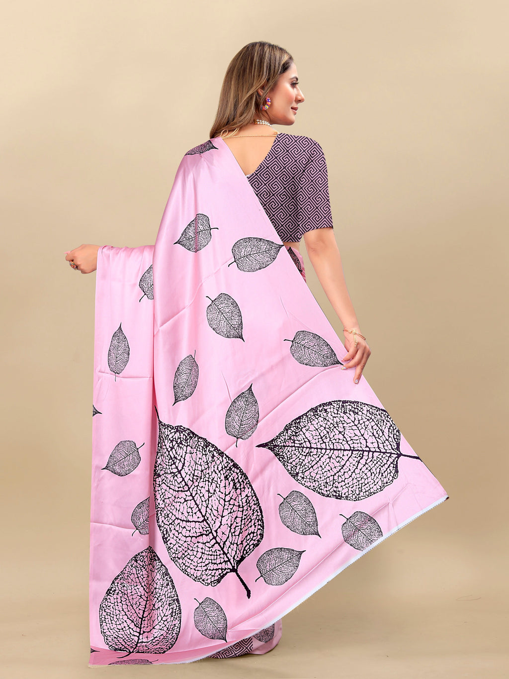 Vedant Vastram Digital Print Japan Satin Silk Party Wear Saree with Unstitched Blouse Piece - Pink | Grocsy
