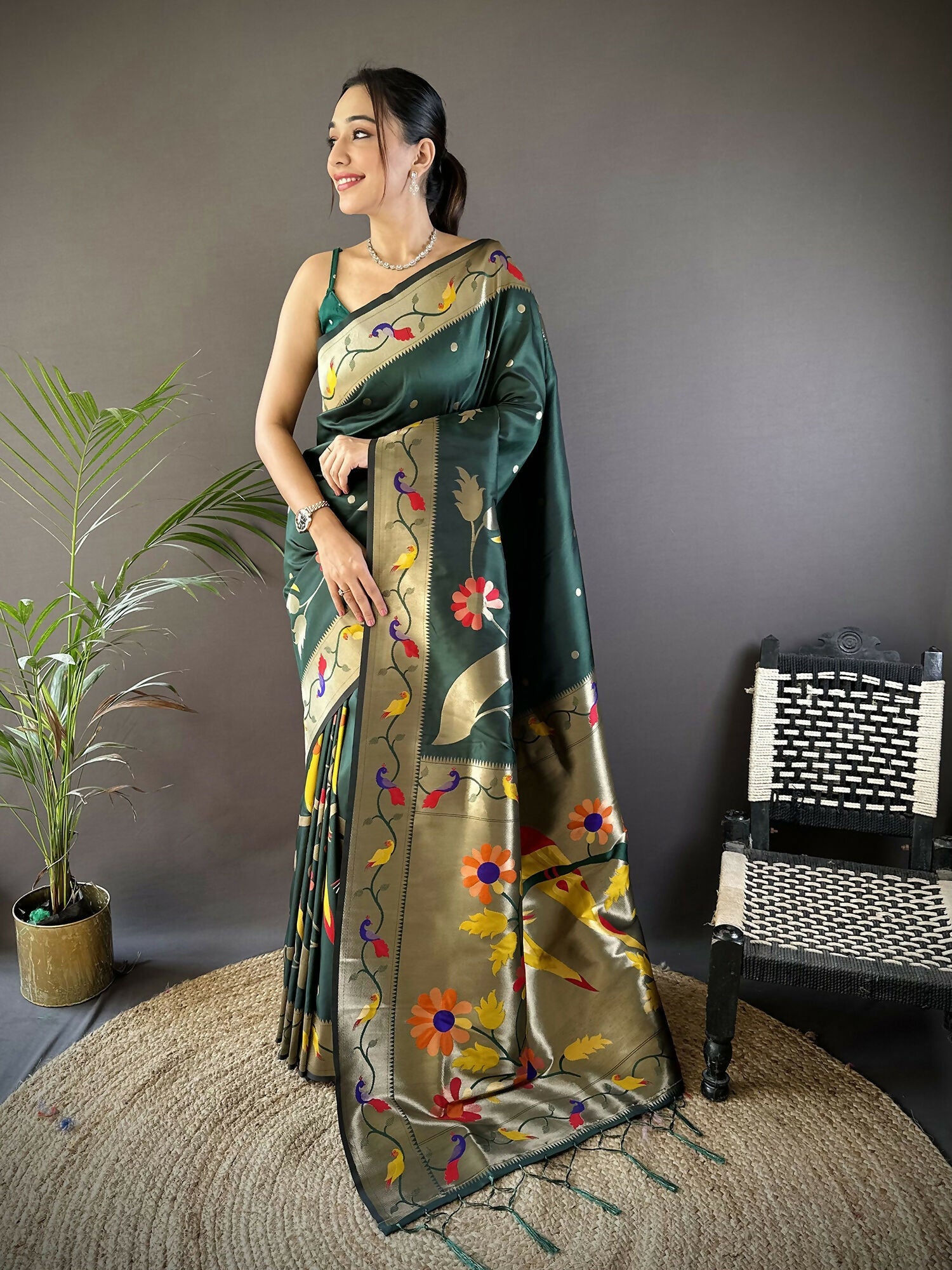 Joban Fashion Green Zari Woven Floral Motifs Soft Silk Paithani Silk Saree | Grocsy