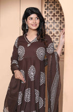 Miravan Womens Brown Animal Printed Anarkali Kurta With Dupatta Set | Grocsy