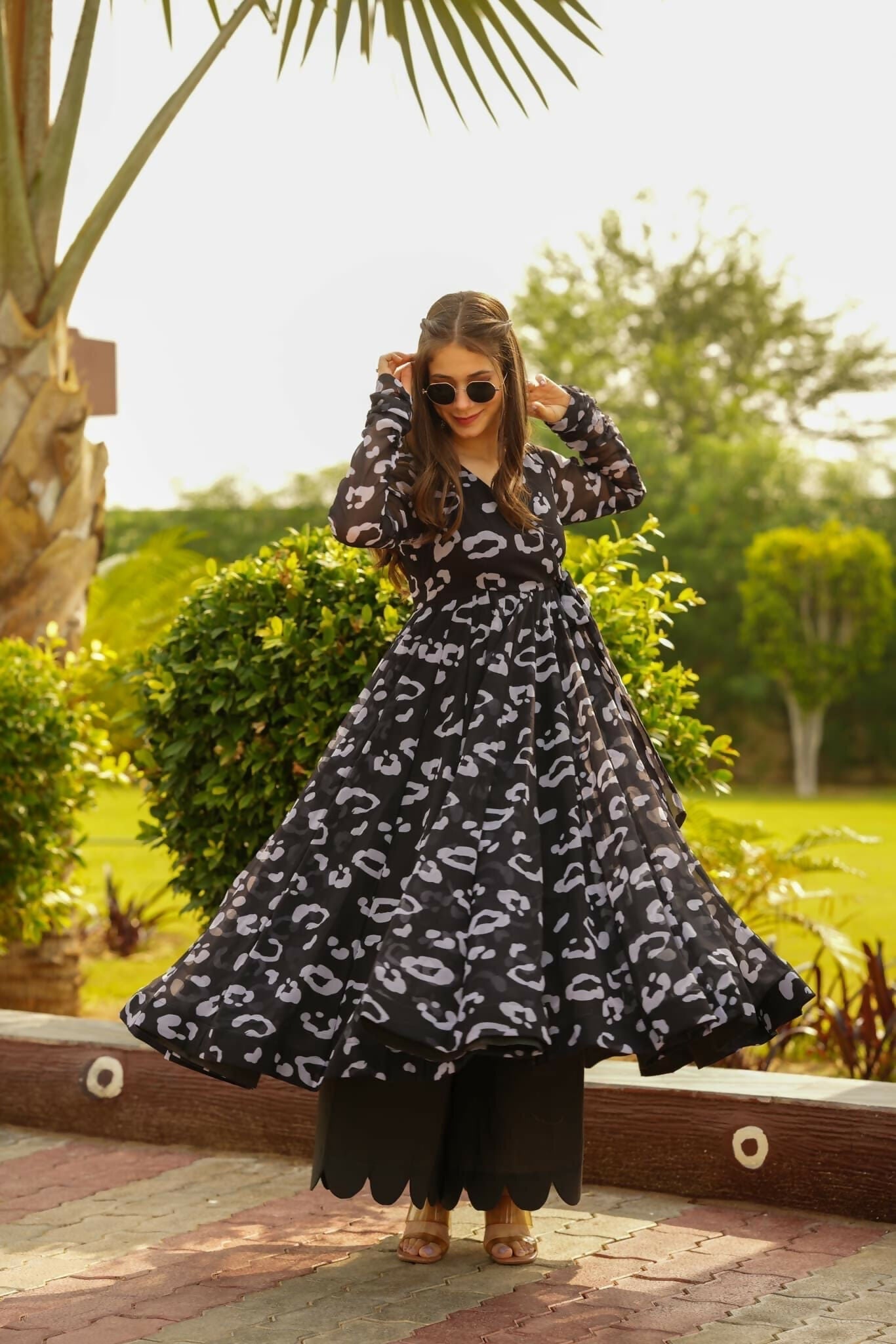 Aayaa Georgette Suit With Heavy Digital Print - Multi Color | Grocsy