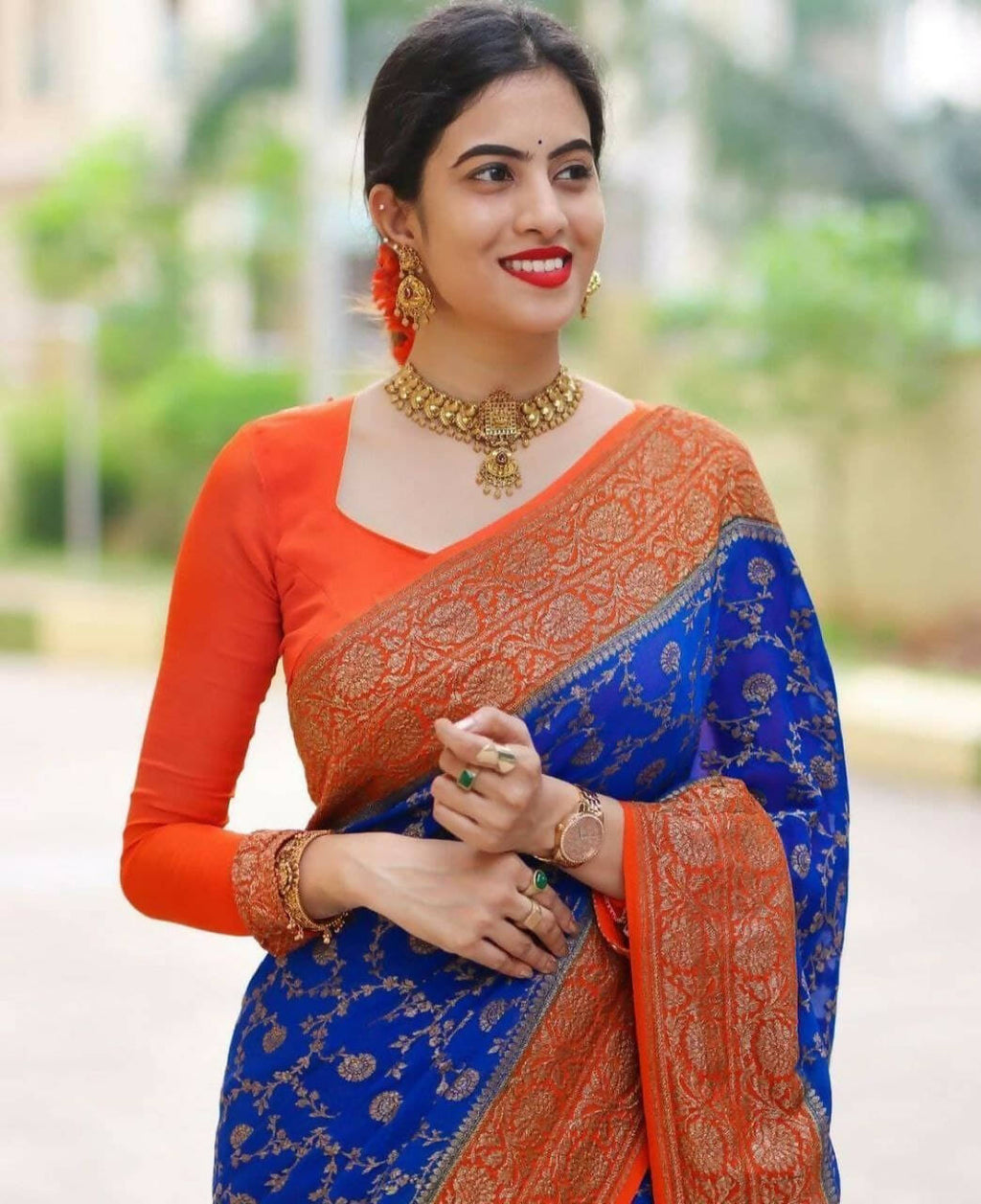 DEIANA'S Beautiful Designer Golden zari Soft Lichi Silk Saree - Royal Blue | Grocsy