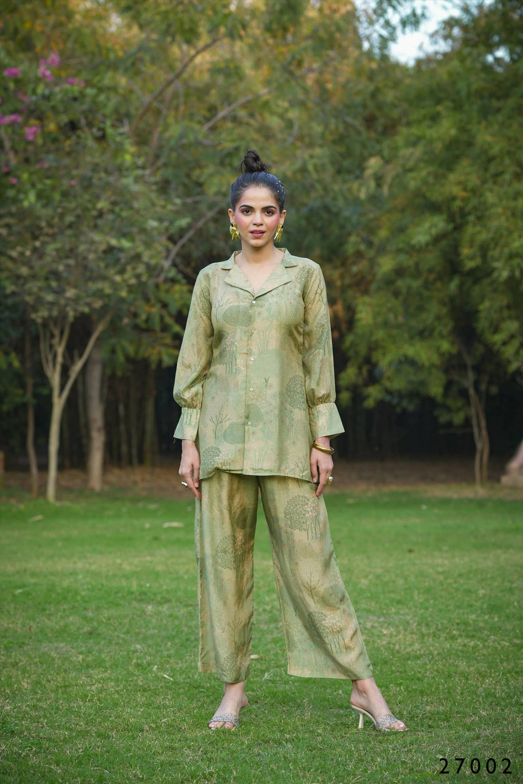 Women's Casual Fashionable Mahendi Mull Cotton co-ord set - Anya | Grocsy