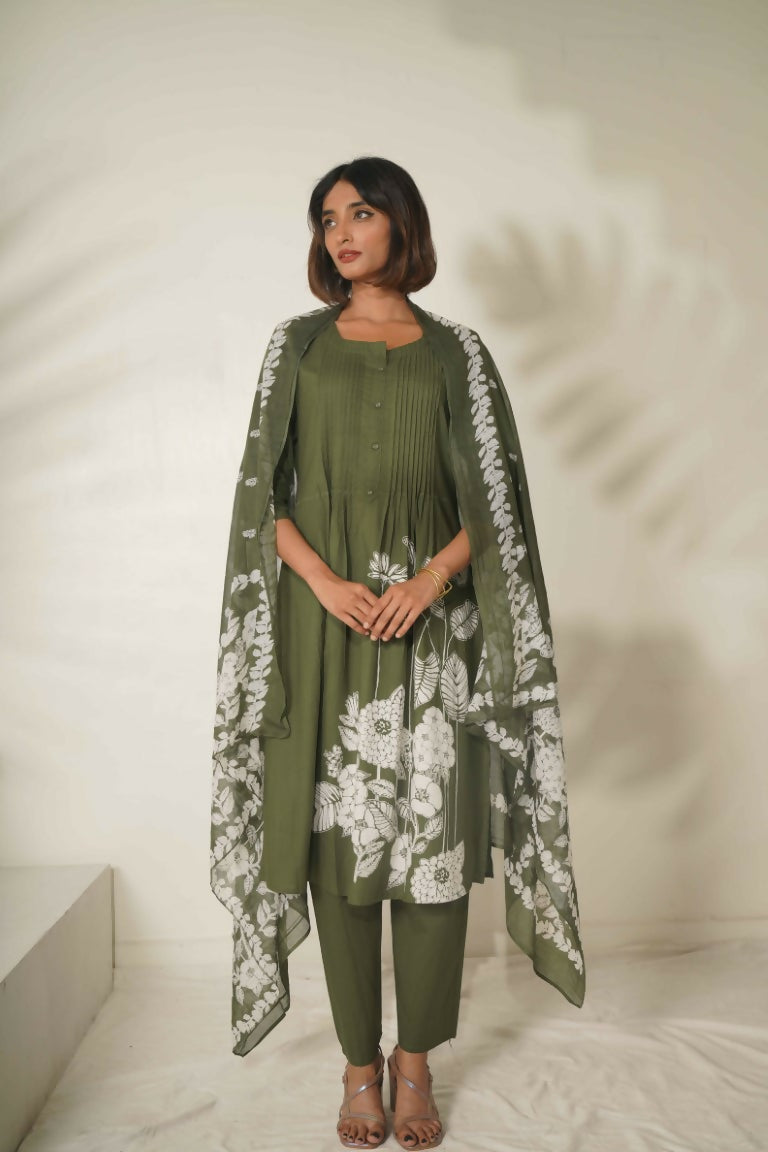 Miravan Women's Mehandi Pintucks Floral Pattern Cotton Straight Suit Set | Grocsy