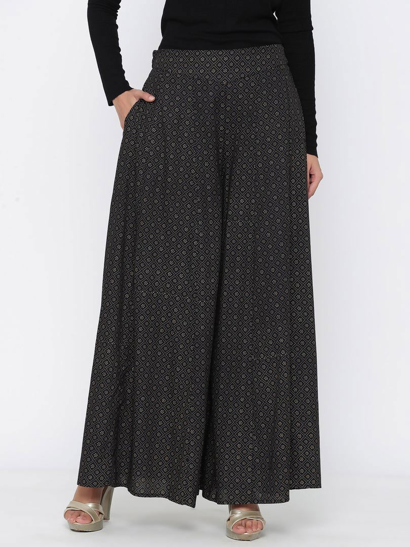 Juniper Black Geometric Printed Rayon Flared Women Palazzo With One Pocket | Grocsy