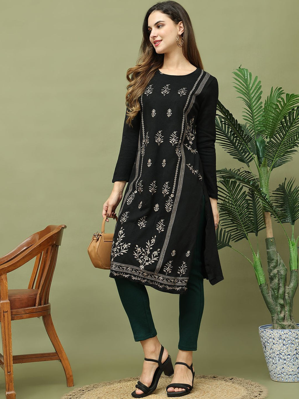 TAG 7 Women Mid-Rise Ankle-Length Leggings | Grocsy