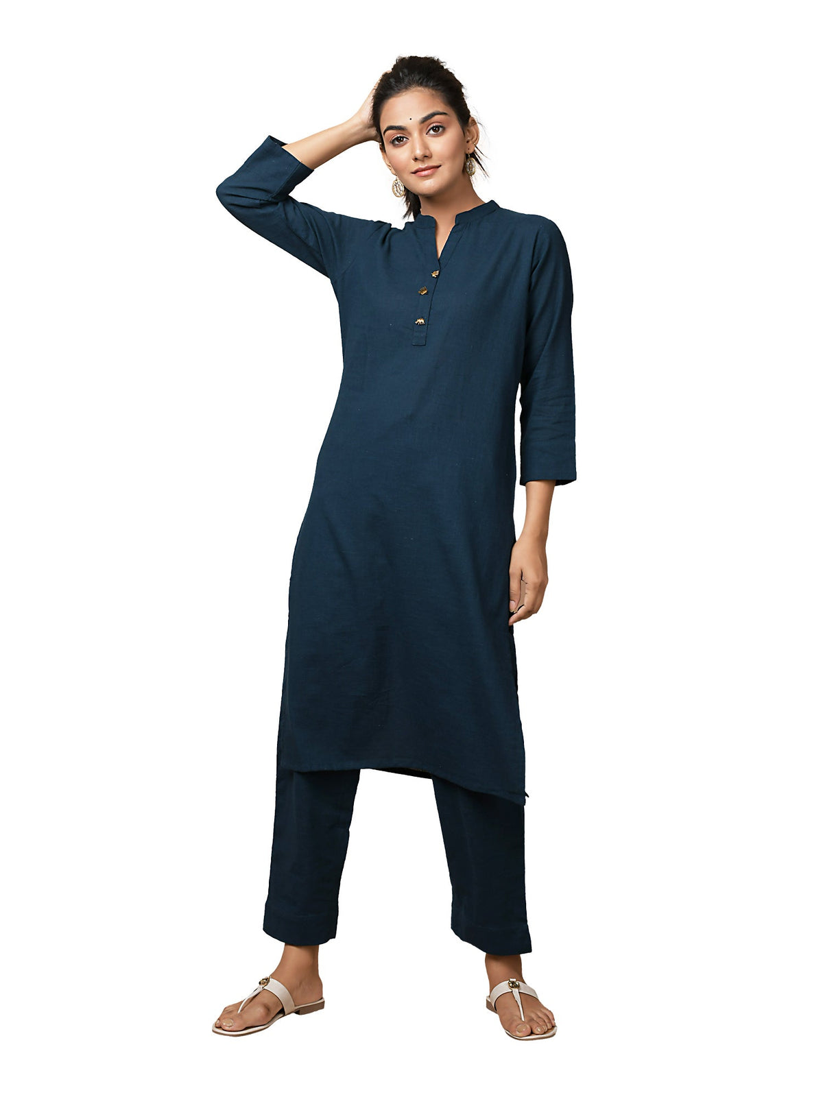 Kaajh Women's Blue Solid Metal Embellishment Kurta | Grocsy
