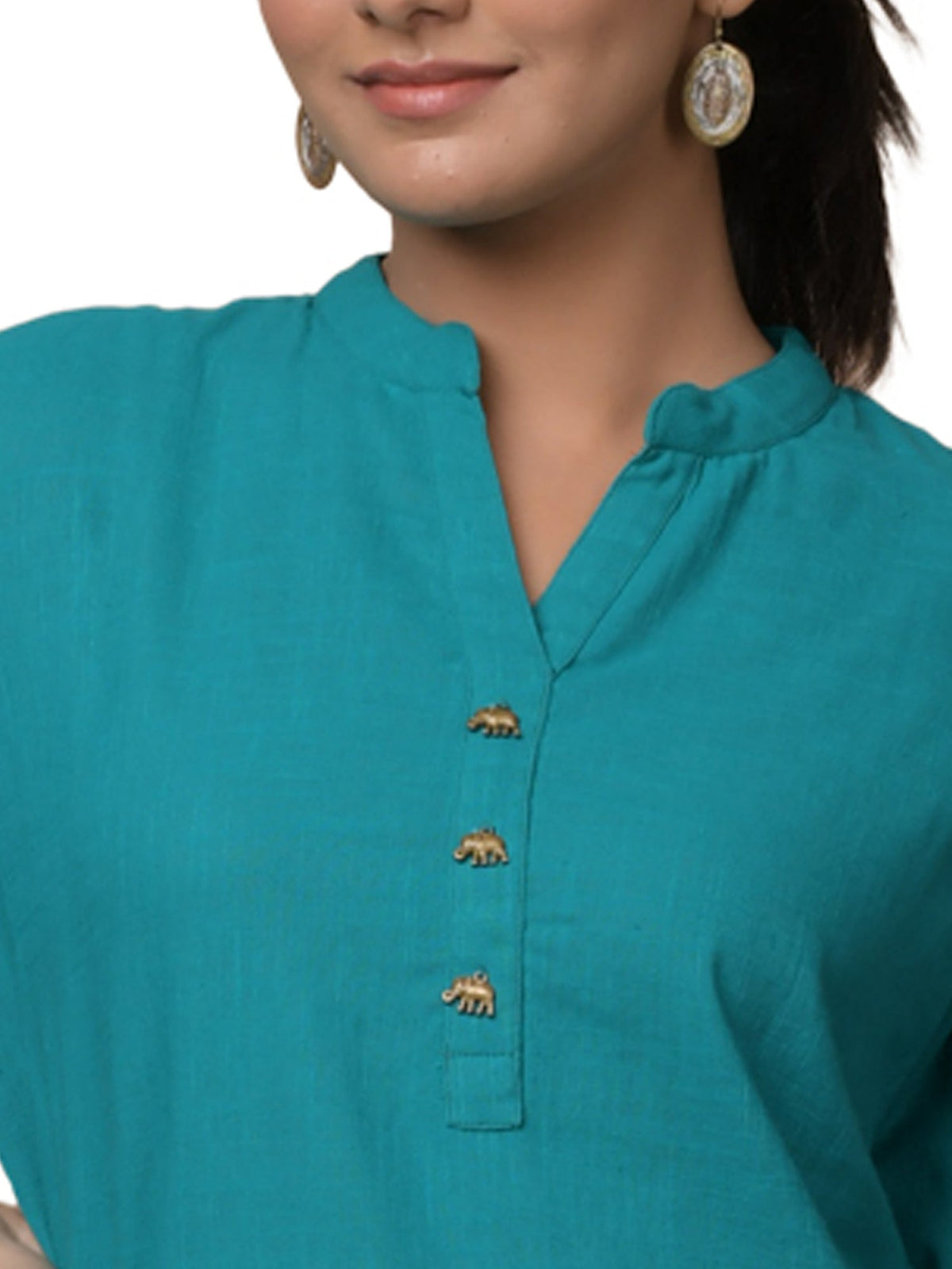 Kaajh Women's Green Solid Metal Embellishment Kurta | Grocsy