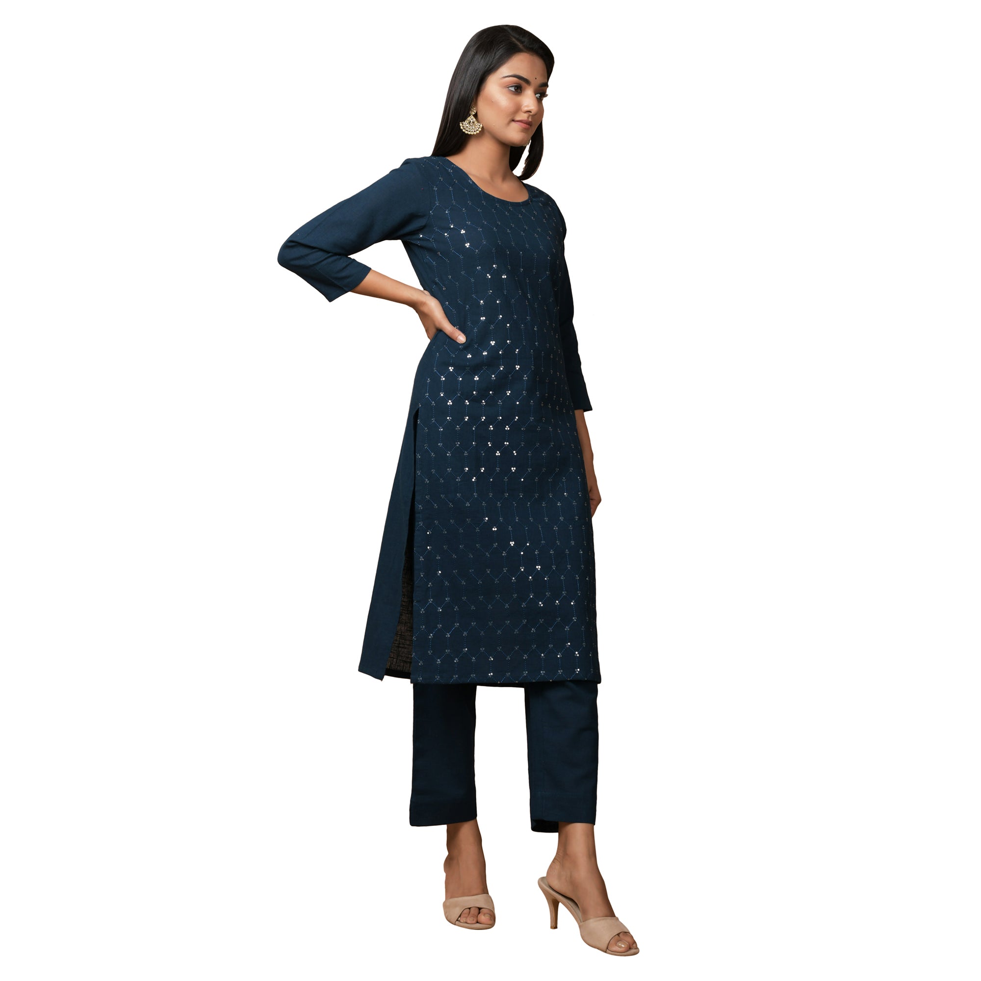 Kaajh Women's Blue Solid Sequin Embellishment Kurta | Grocsy