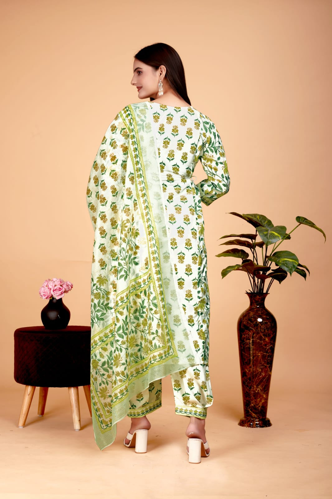 Women's Cotton A-Line Green Kurta Pant With Dupatta Set - A2M | Grocsy