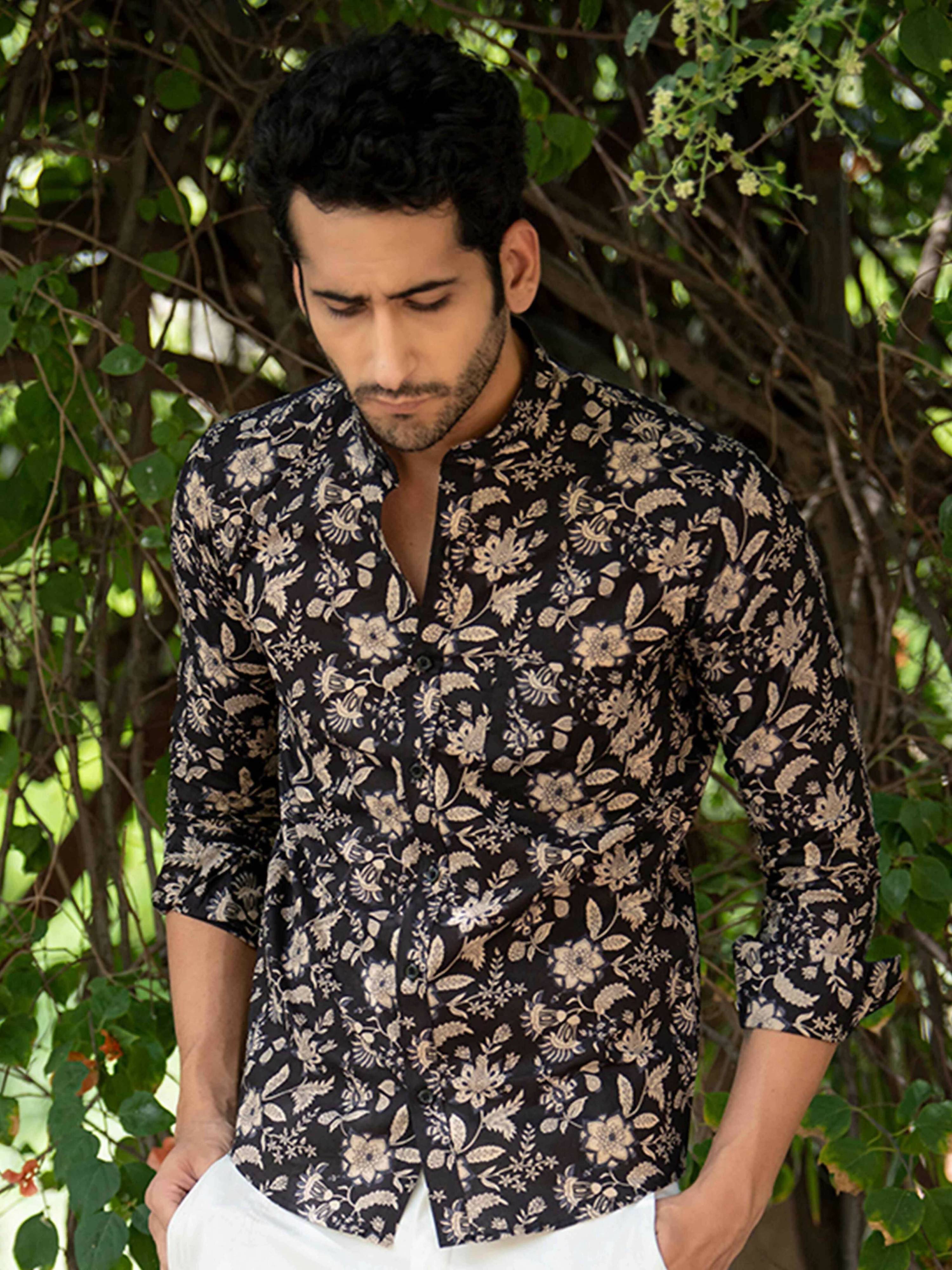Miravan Men's Cotton Black Floral Printed Full Sleeve Slim Fit Shirt | Grocsy