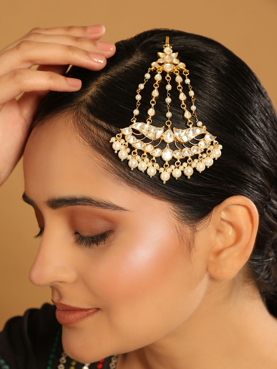 Nuyug 22K Gold-Plated Kundan & Pearl Studded Jhumar Paasa Head Jewellery | Grocsy