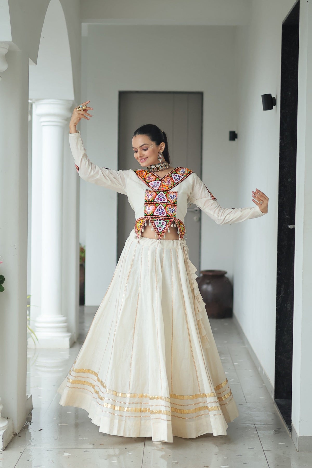 Prazu Fashion Off White Kora Cotton Kutchi Gamthi Navaratri Lehenga | Grocsy