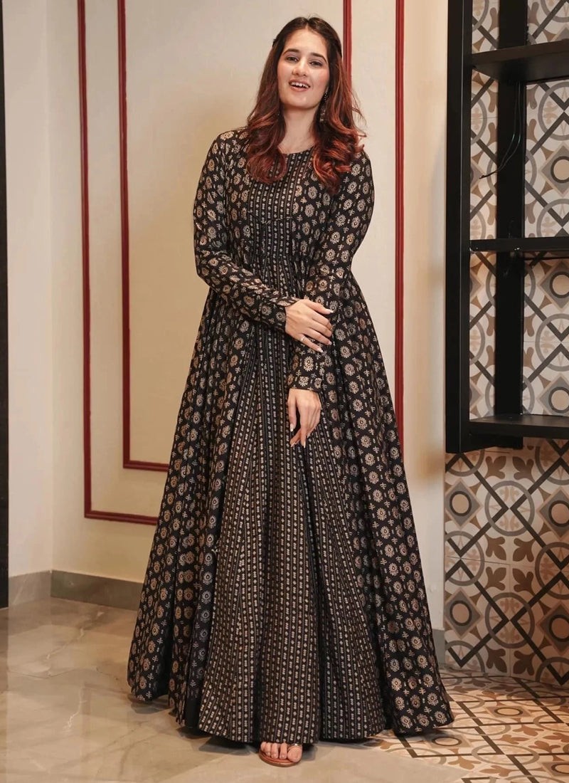 Vegaa Fashion Coal Black Muslin Digital Print Indo Western Gown For Wedding | Grocsy
