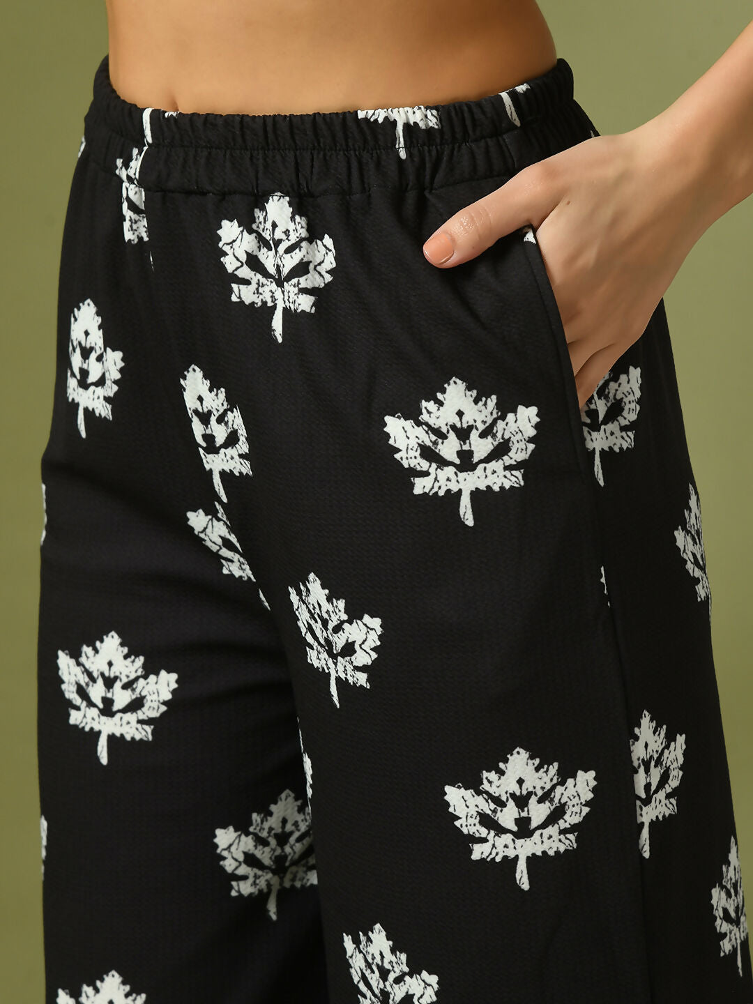 Myshka Women's Black Printed Polo Collar Party Top With Trousers Co-ord set | Grocsy