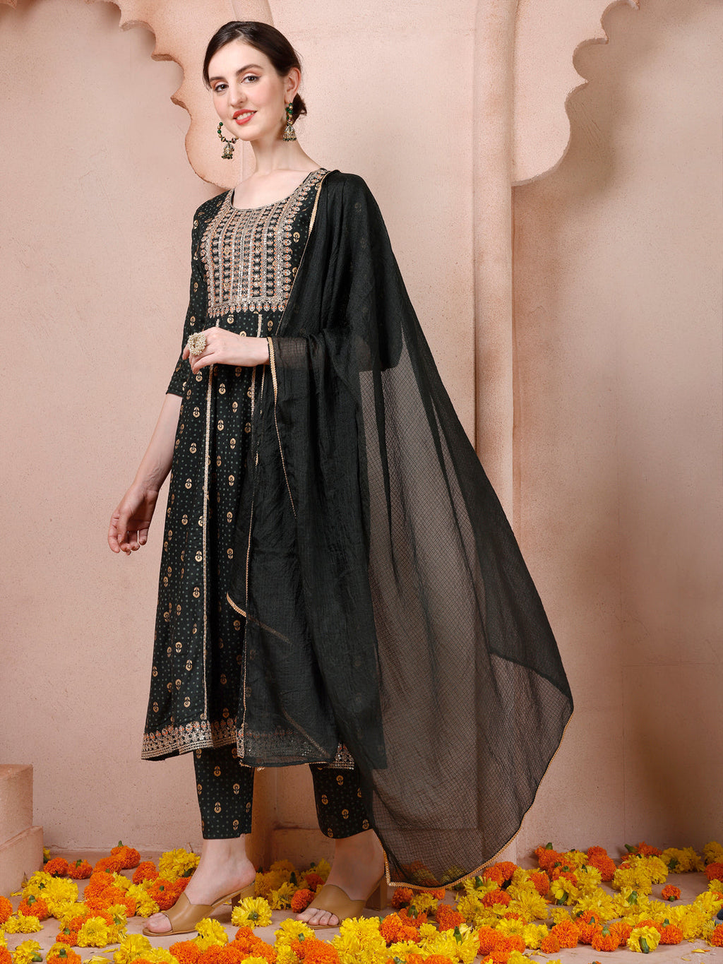 Nayra Cut Embroidered Kurta With Pant And Dupatta Set, Multicolor - Hiral Fashion | Grocsy