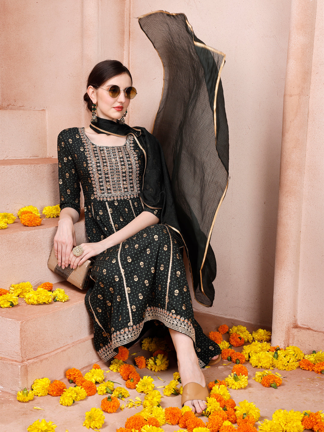 Nayra Cut Embroidered Kurta With Pant And Dupatta Set, Multicolor - Hiral Fashion | Grocsy