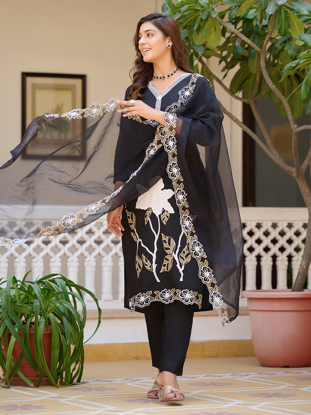 Embroidered Kurta With Pant & Embroidered Cut Work Organza Dupatta, Black - Hiral Fashion | Grocsy