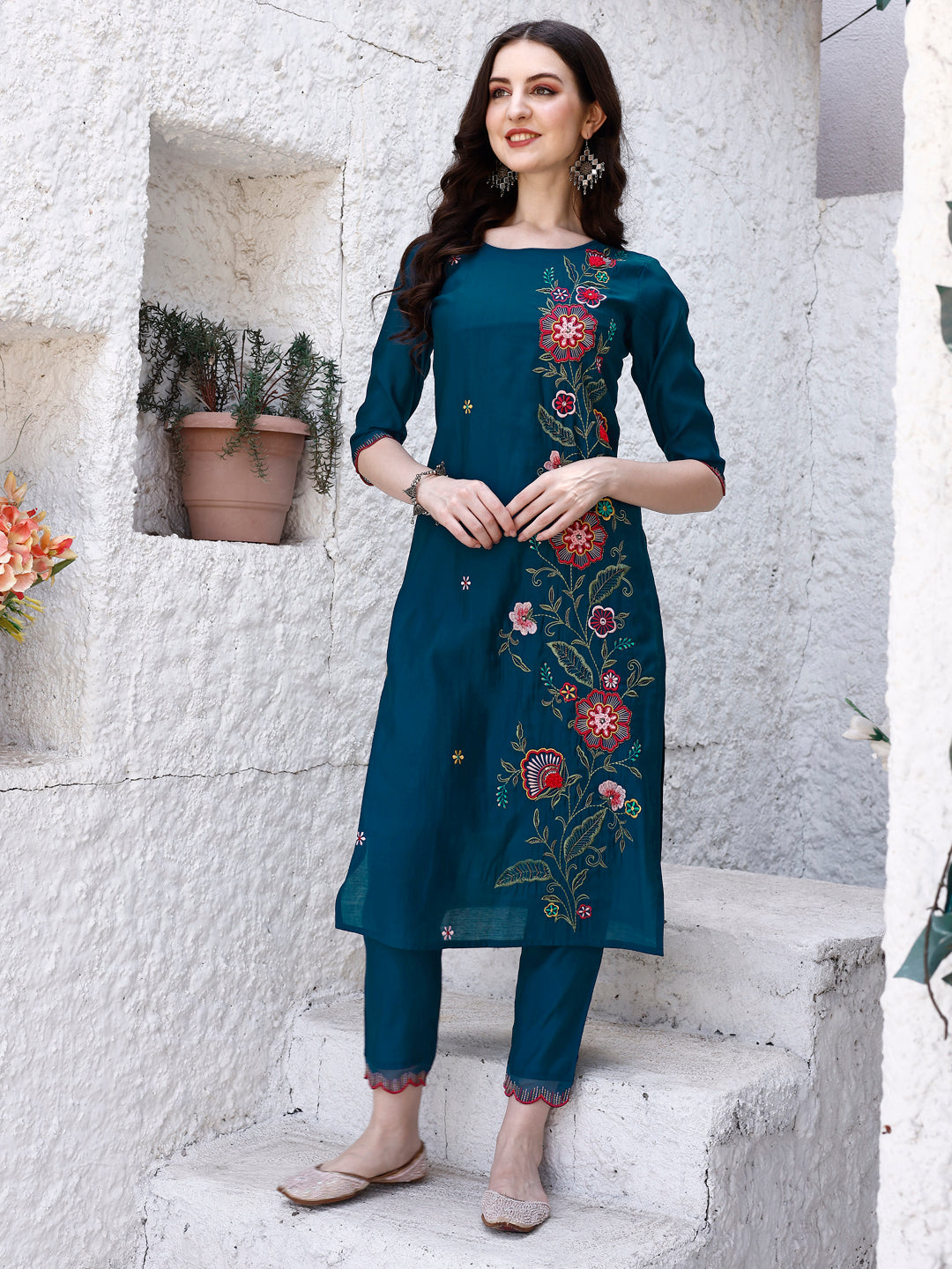Hand Embroidered Kurta With Pant & Embroidered Organza Dupatta Luxury, Multicolor - Hiral Fashion | Grocsy