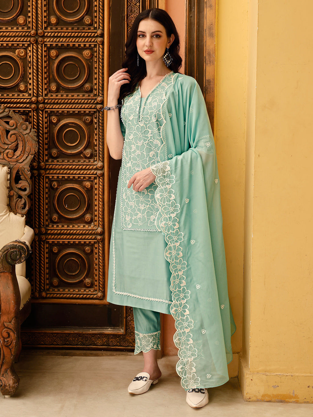 Pakistani Embroidered Kurta With Pant & Embroidered Dupatta, Green - Hiral Fashion | Grocsy
