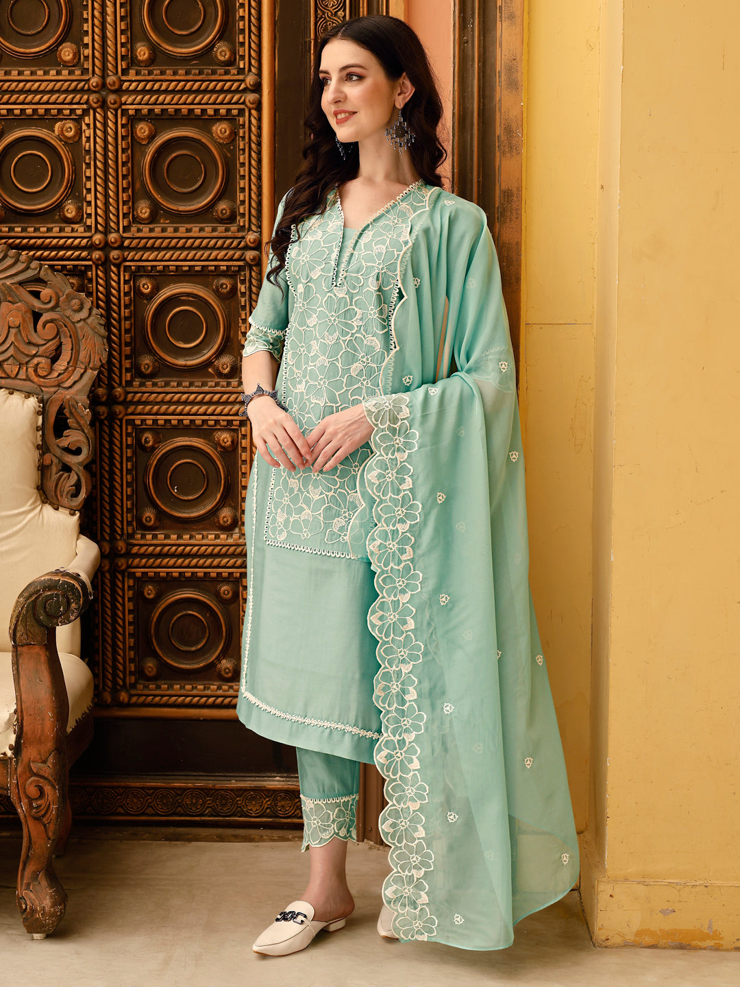 Pakistani Embroidered Kurta With Pant & Embroidered Dupatta, Green - Hiral Fashion | Grocsy