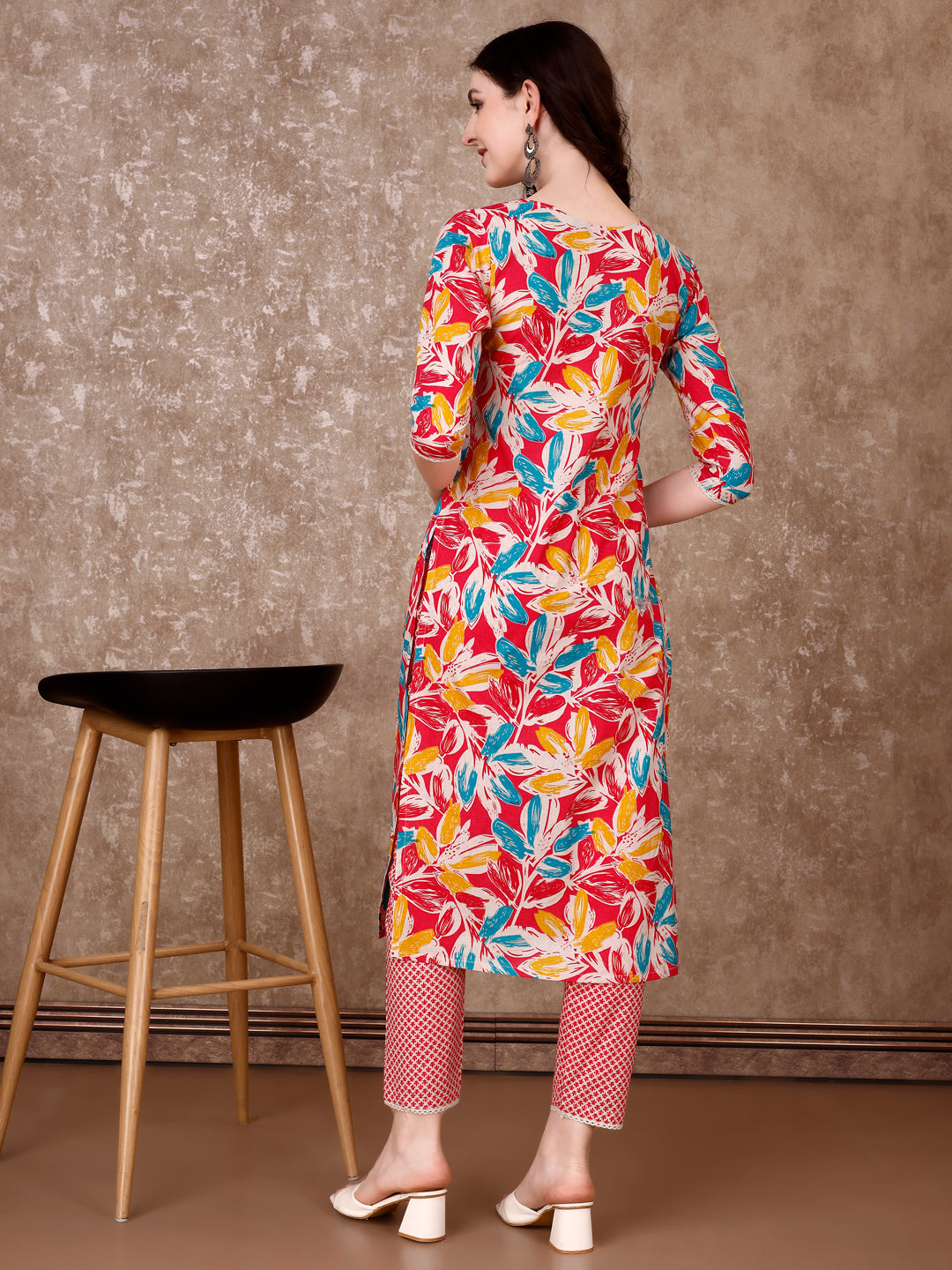Floral Printed Cotton Kurta With Pant & Dupatta, Pink - Hiral Fashion | Grocsy