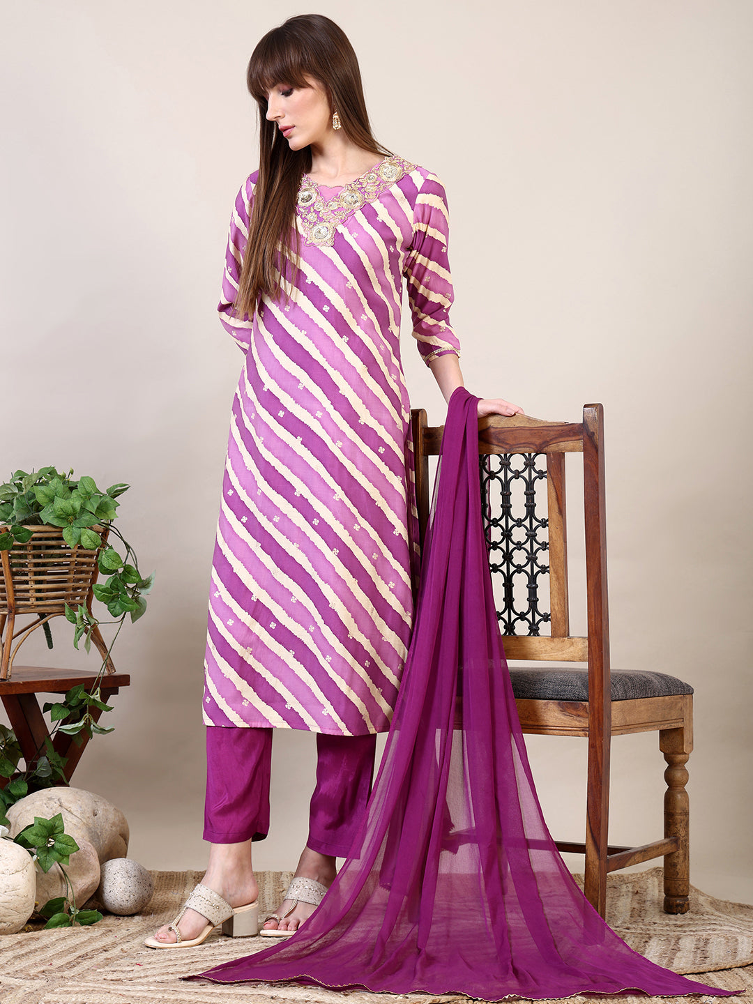 Leheriya Printed & Applique Embroidered Kurta With Pant & Dupatta, Pink - Hiral Fashion | Grocsy