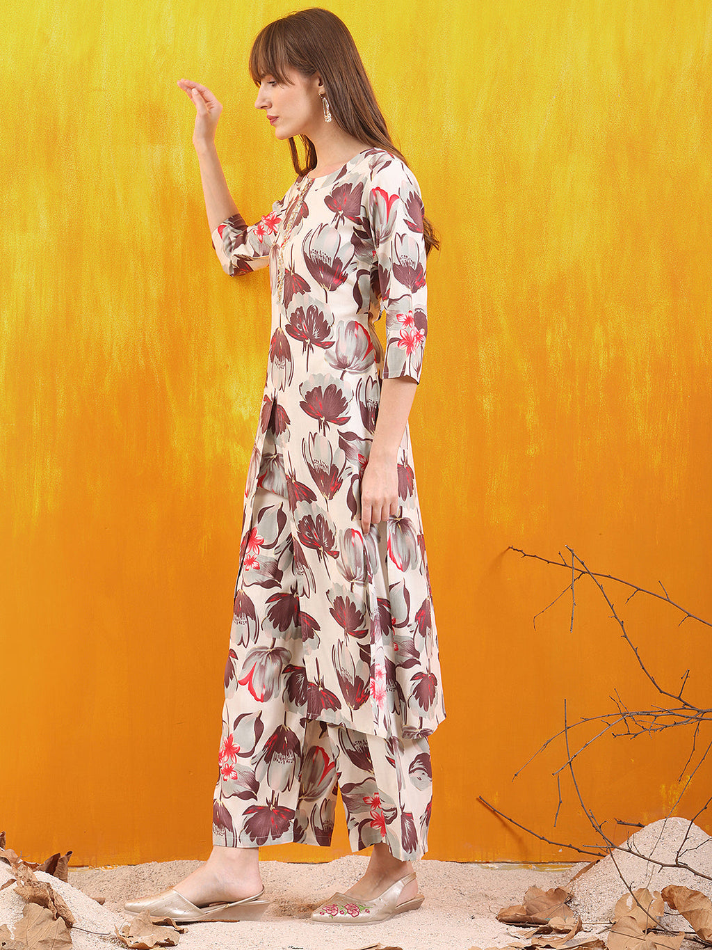 Floral Printed Front Slit Kurta With Palazzo Pant, White - Hiral Fashion | Grocsy