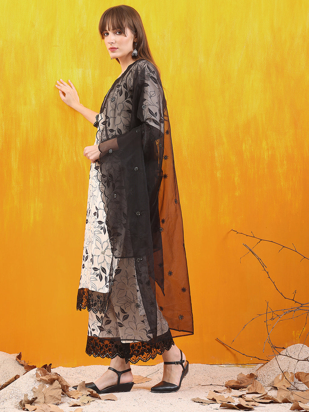 Embroidered And Floral Printed Lace Detailed Kurta With Palazzo Pant & Dupatta, White - Hiral Fashion | Grocsy