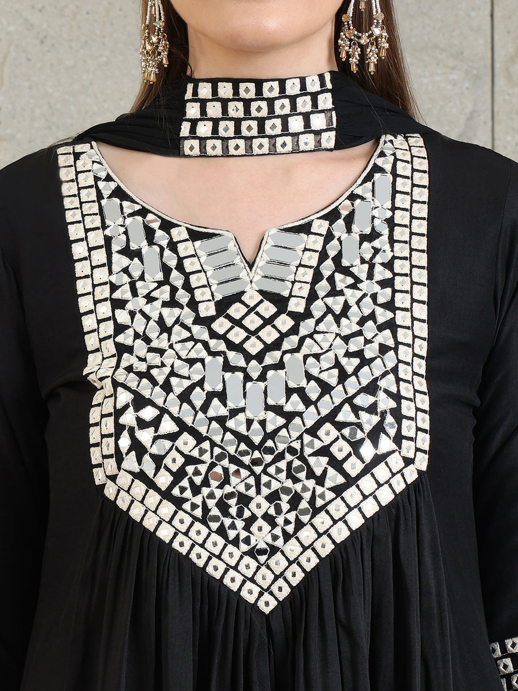 Mirror Embroidered Kurta With Pant & Necklace Dupatta, Black - Hiral Fashion | Grocsy