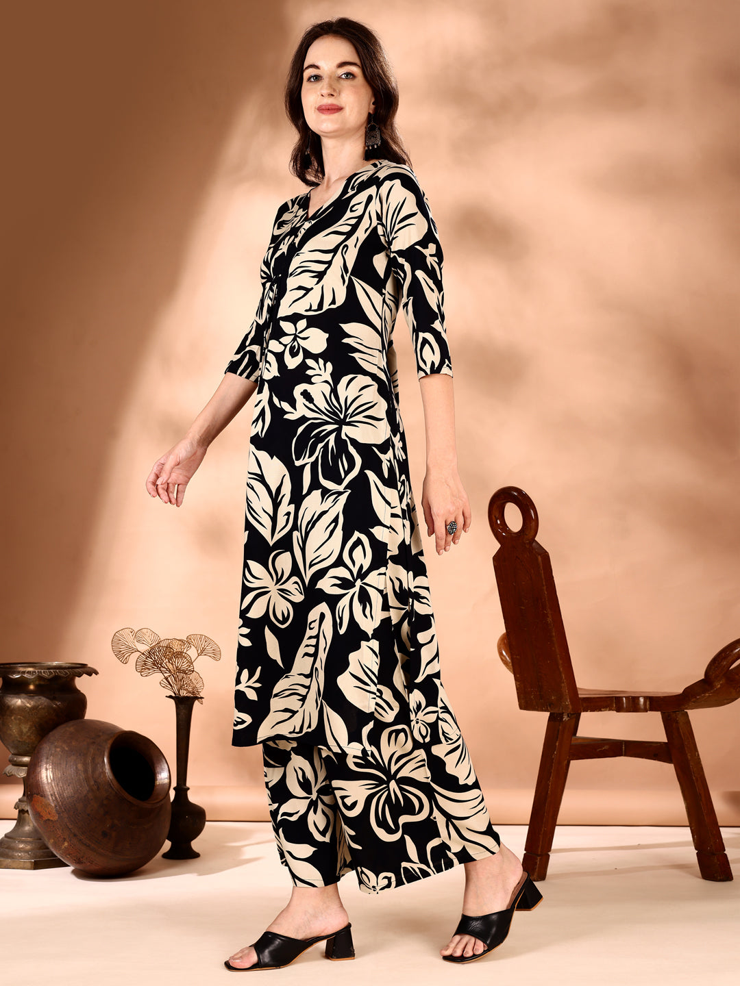 Botanical Printed Co Ords Set, Black - Hiral Fashion | Grocsy
