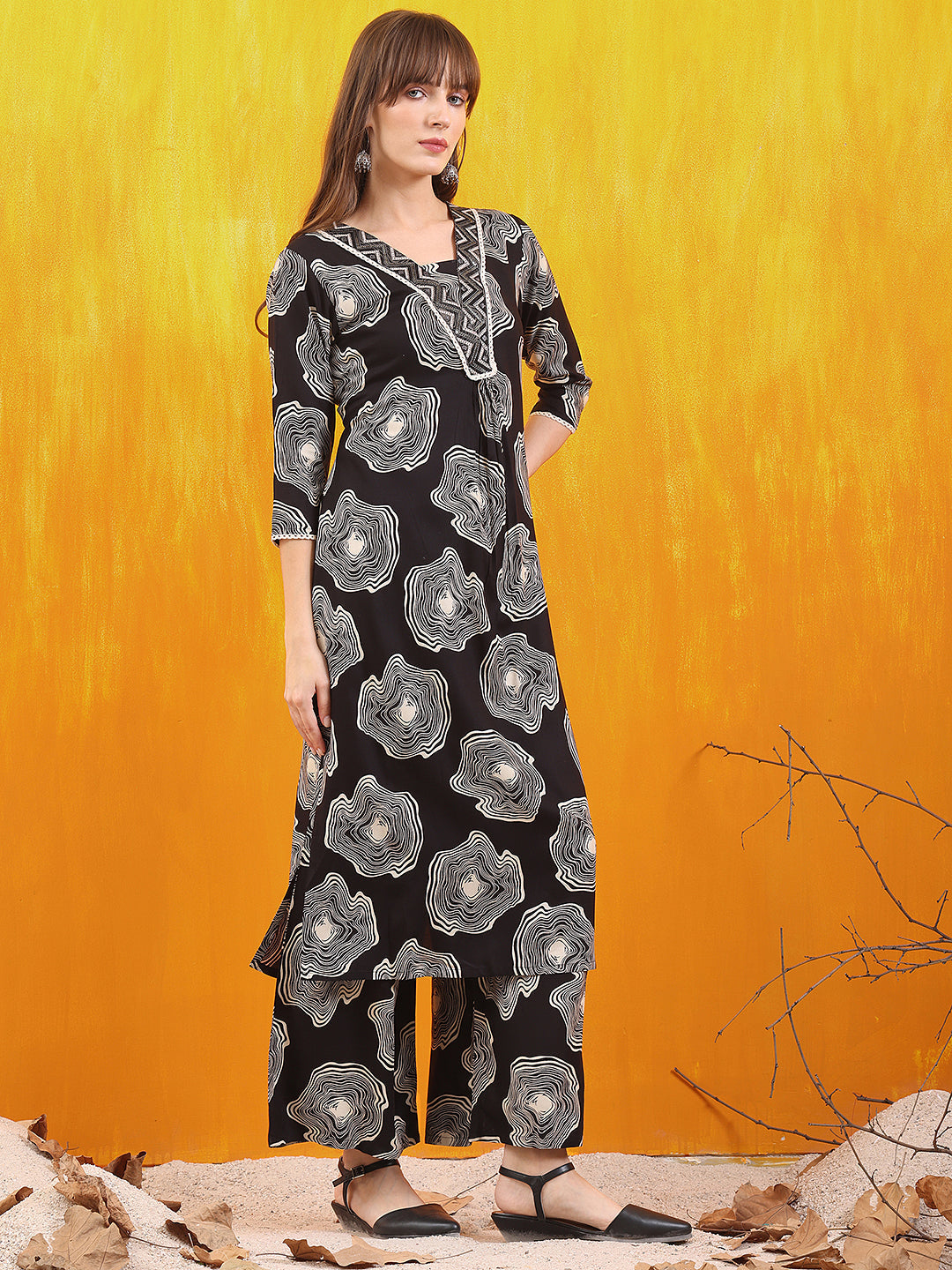 Embroidered & Floral Printed Kurta With Palazzo Co-Ords Set, Black - Hiral Fashion | Grocsy