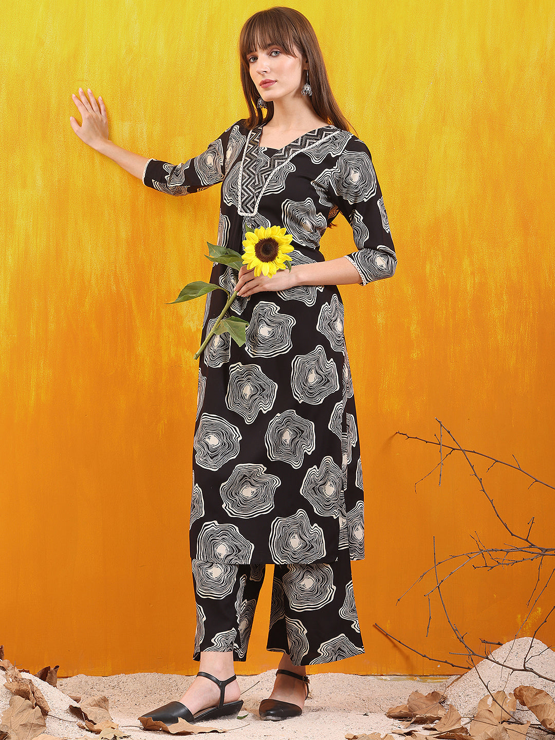 Embroidered & Floral Printed Kurta With Palazzo Co-Ords Set, Black - Hiral Fashion | Grocsy