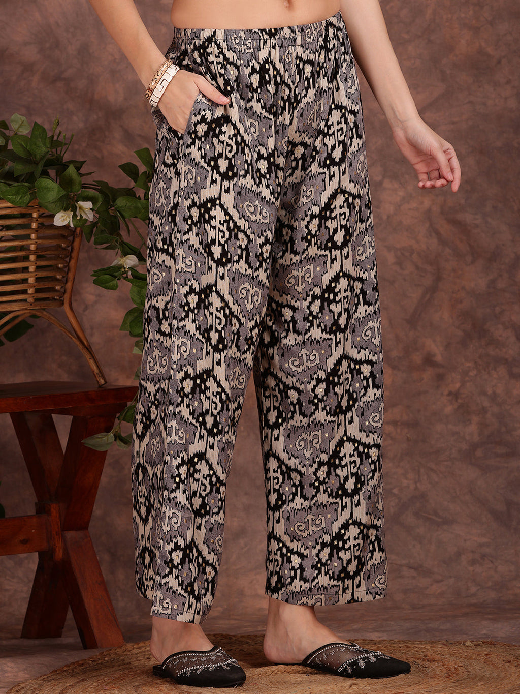 Ethnic Motifs Printed Lace Detailing Kurta And Palazzo, Black - Hiral Fashion | Grocsy