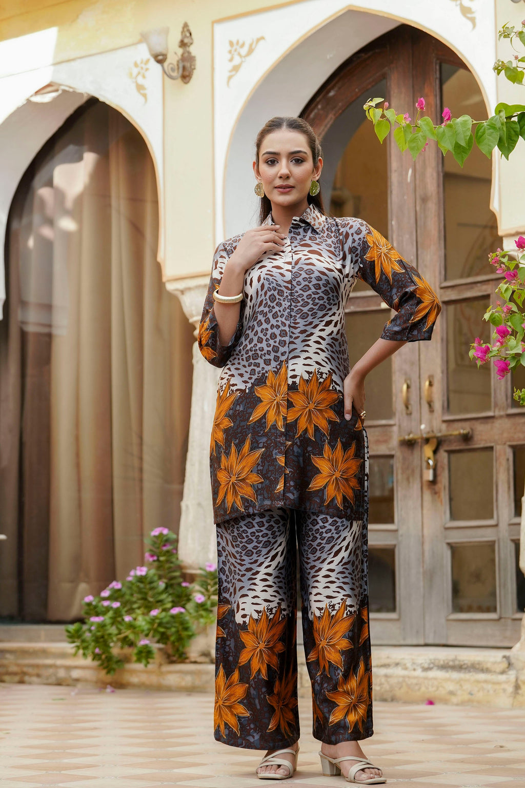 Animal & Floral Motifs Printed Ethnic Co-Ord Set, Grey - Hiral Fashion | Grocsy
