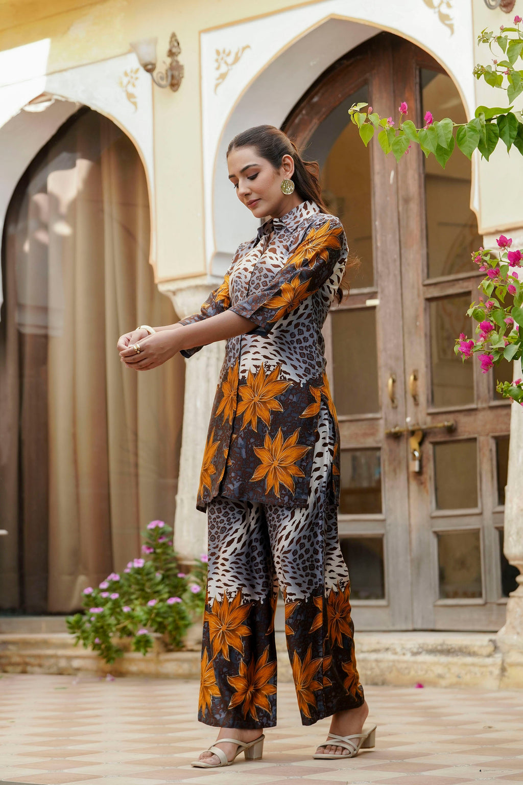 Animal & Floral Motifs Printed Ethnic Co-Ord Set, Grey - Hiral Fashion | Grocsy