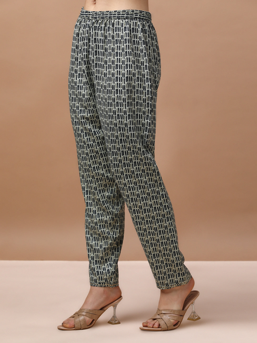 Alia Cut Floral Embroidered Kurta With Pant & Dupatta, Multicolor - Hiral Fashion | Grocsy