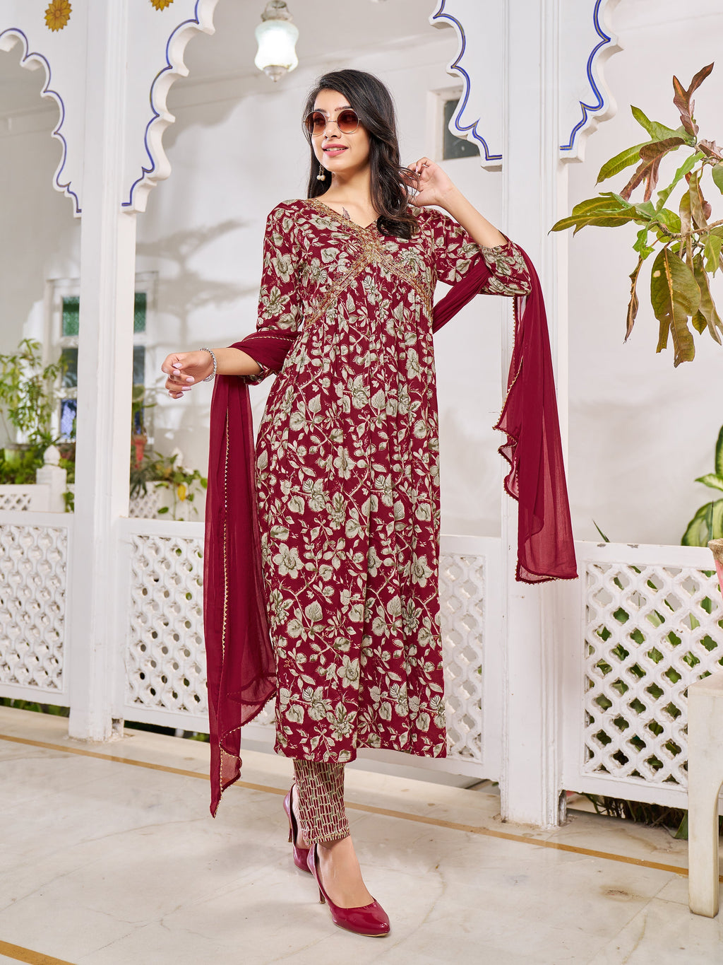Alia Cut Floral Embroidered Kurta With Pant & Dupatta, Multicolor - Hiral Fashion | Grocsy