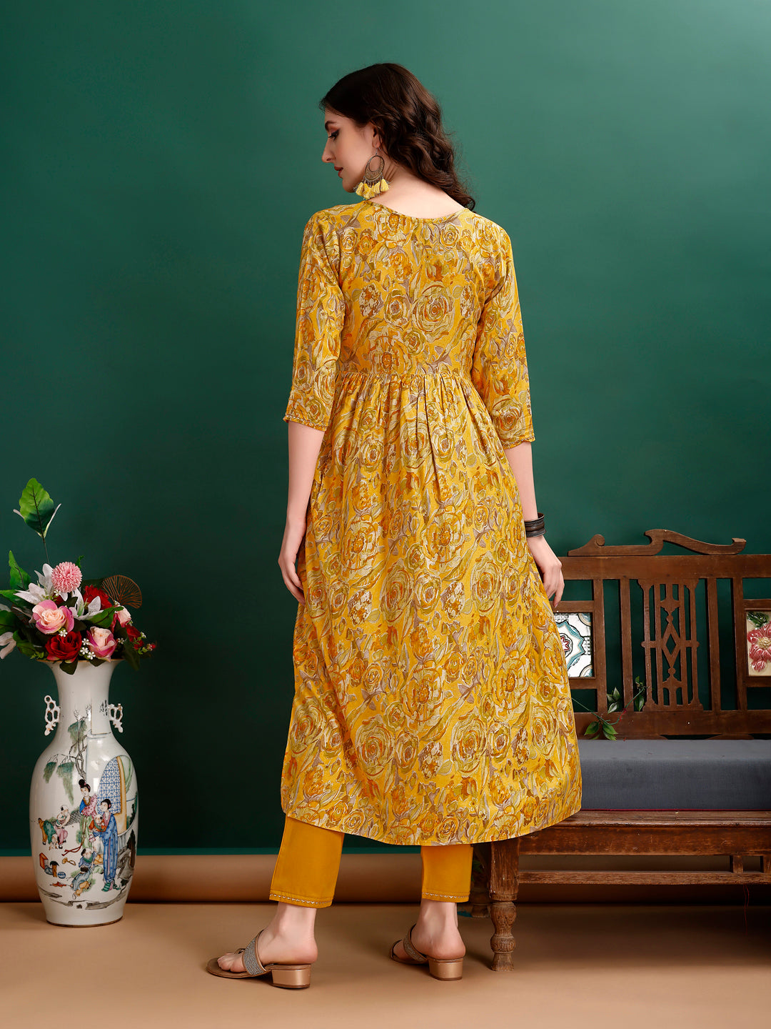 Alia Cut Floral Printed & Embroidered Kurta With Pant & Dupatta Set Luxury Premium, Multicolor - Hiral Fashion | Grocsy
