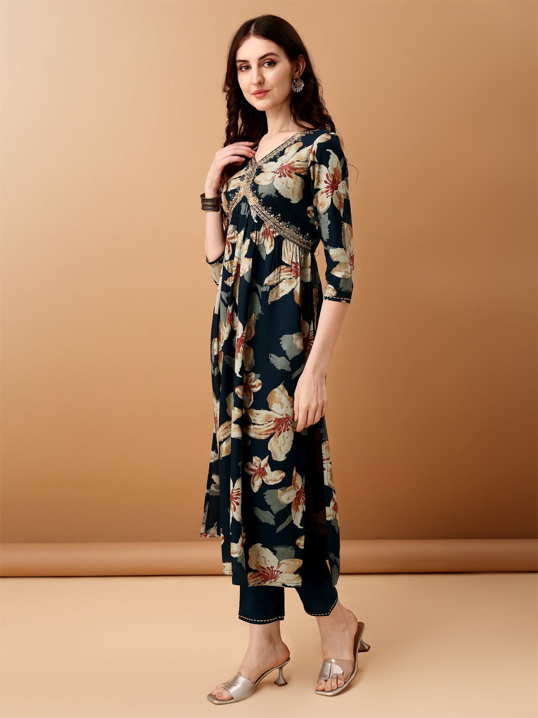 Alia Cut Floral Printed & Embroidered Kurta With Pant & Dupatta Set, Teal - Hiral Fashion | Grocsy