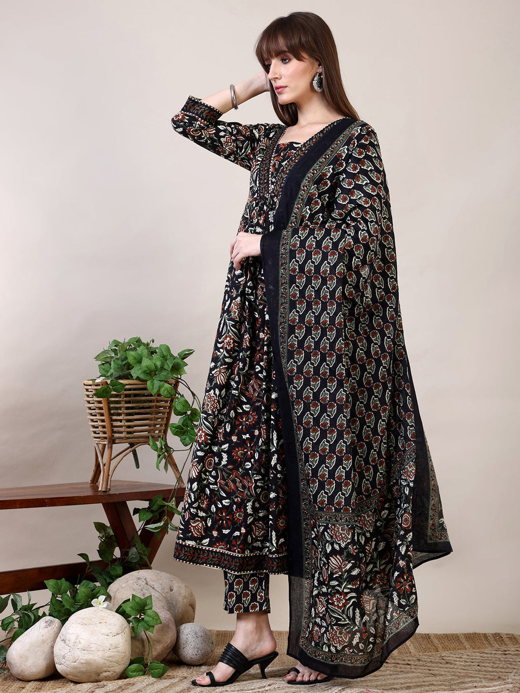 Floral Printed Flared Kurta With Pant & Dupatta, Black - Hiral Fashion | Grocsy
