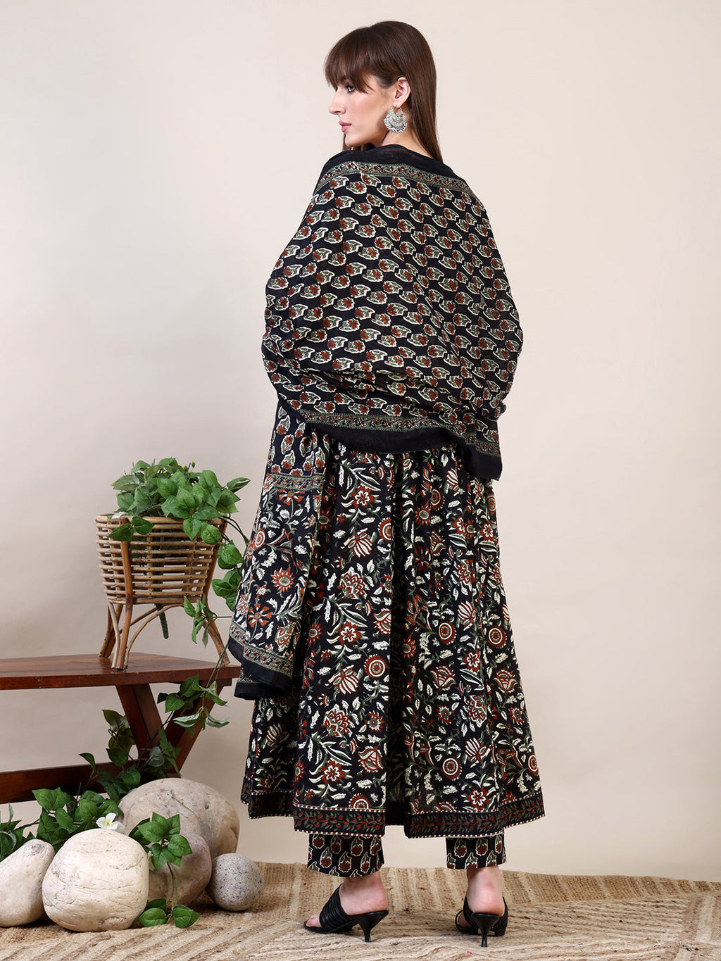 Floral Printed Flared Kurta With Pant & Dupatta, Black - Hiral Fashion | Grocsy