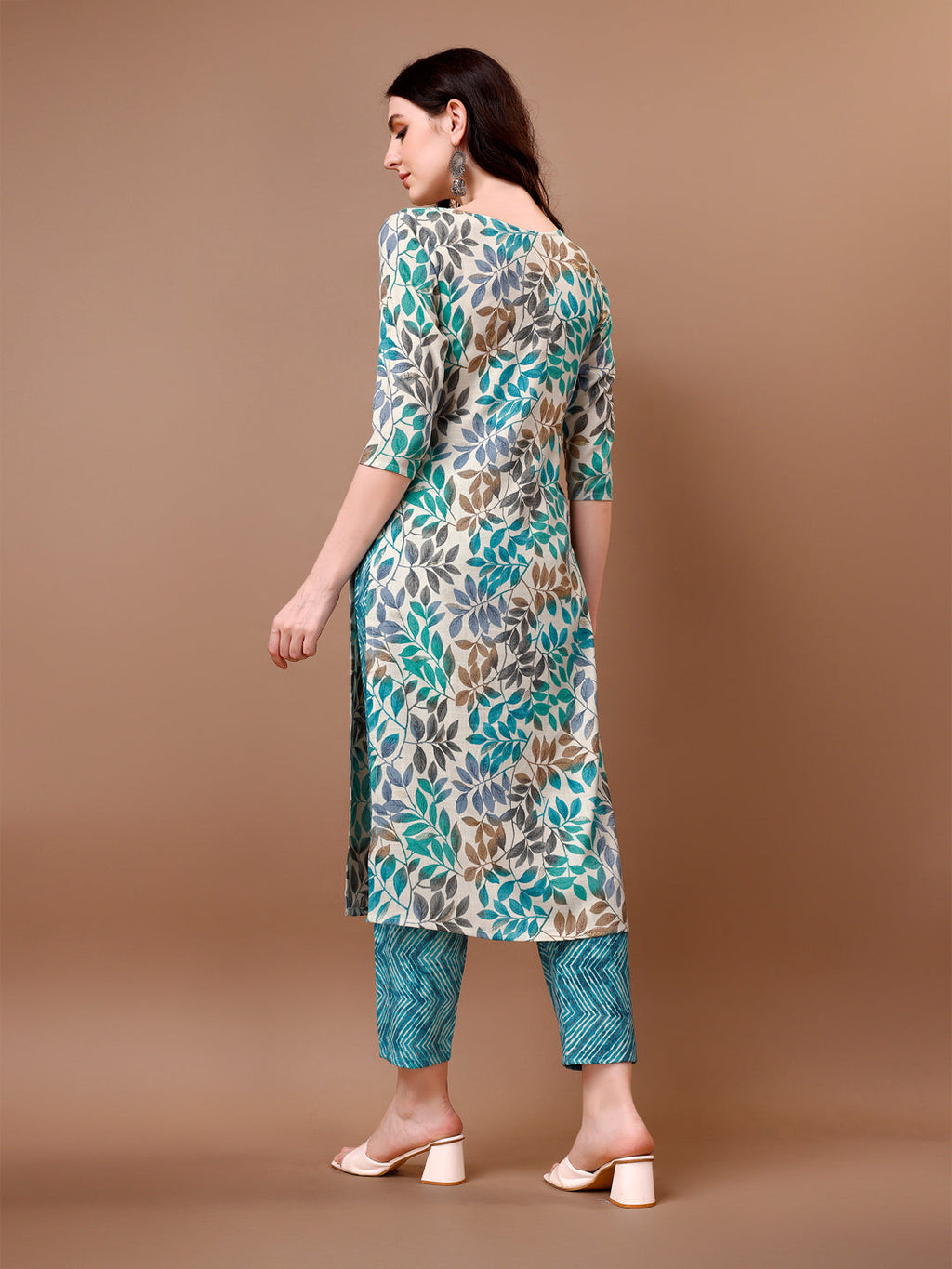 Floral Printed Kurta With Pant & Dupatta, Multicolor - Hiral Fashion | Grocsy
