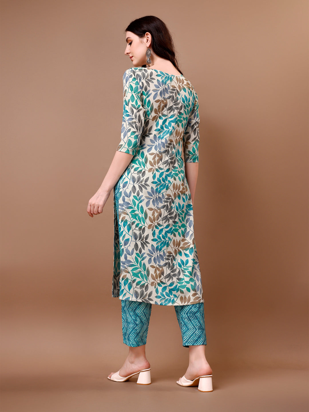 Floral Printed Kurta With Pant & Dupatta, Multicolor - Hiral Fashion | Grocsy